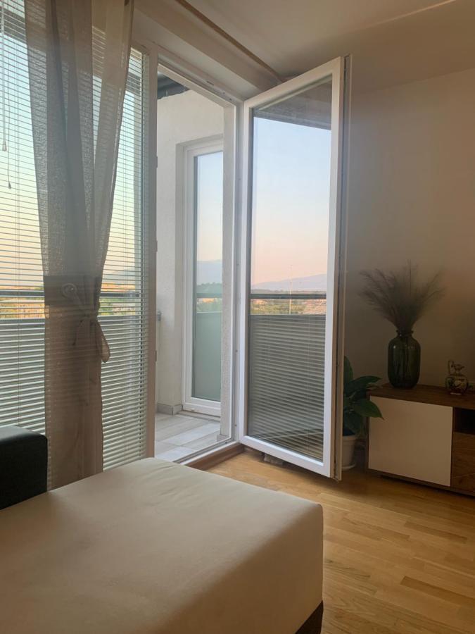 Artemis Business Apartment Скопие Екстериор снимка